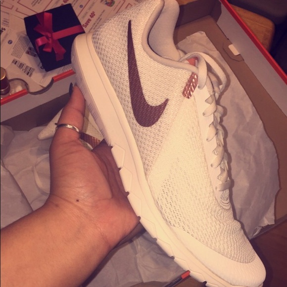 grey and rose gold nike shoes